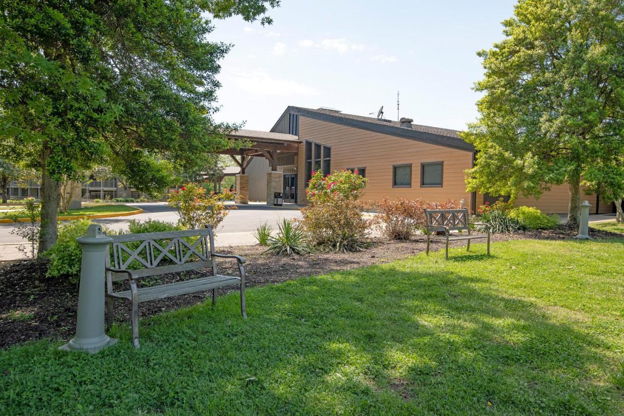Barren River Lake State Resort Park Lucas Exterior photo